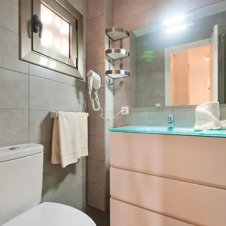 Paradise Bay 4 At Beach, Salzes 4 Apartment *